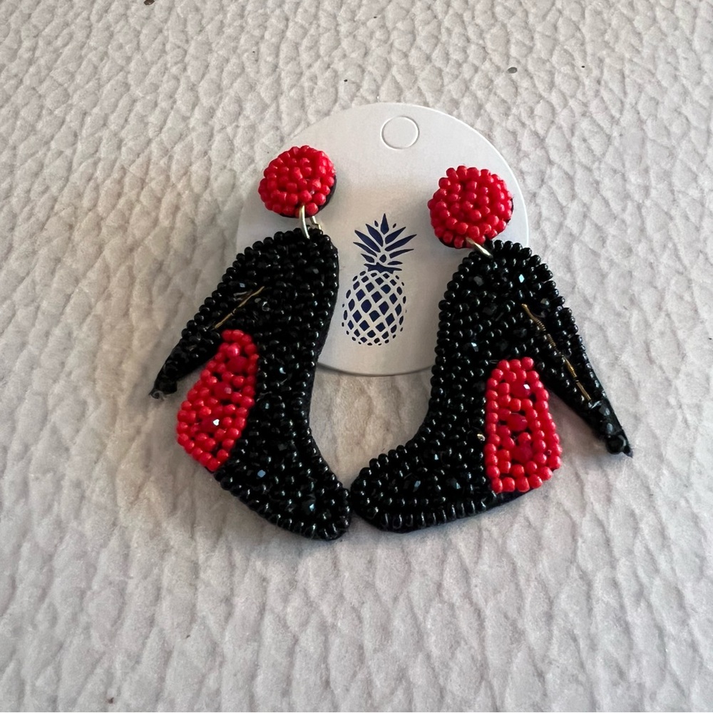 Super cute beaded shoes earrings